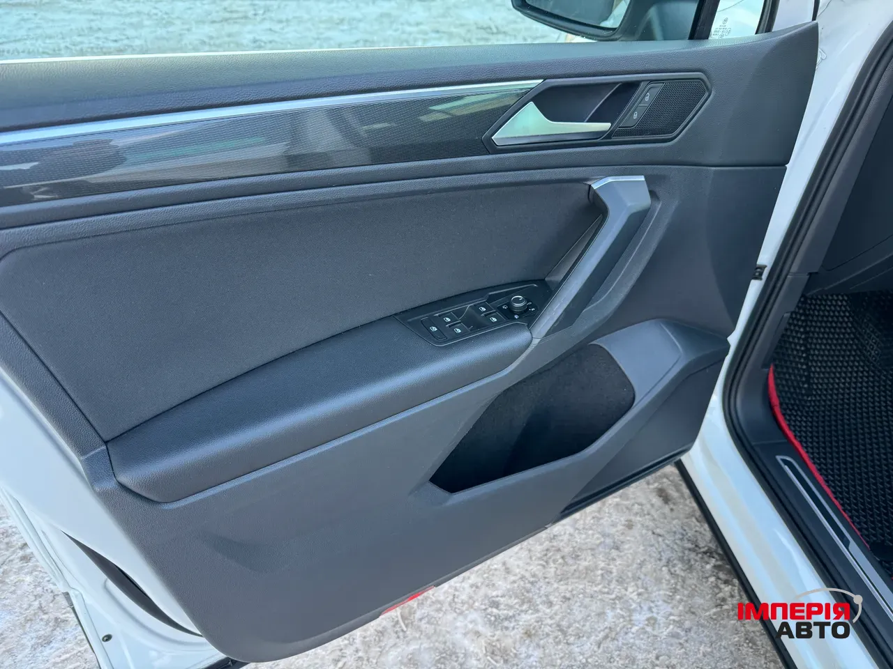 Volkswagen Tiguan - фото 34