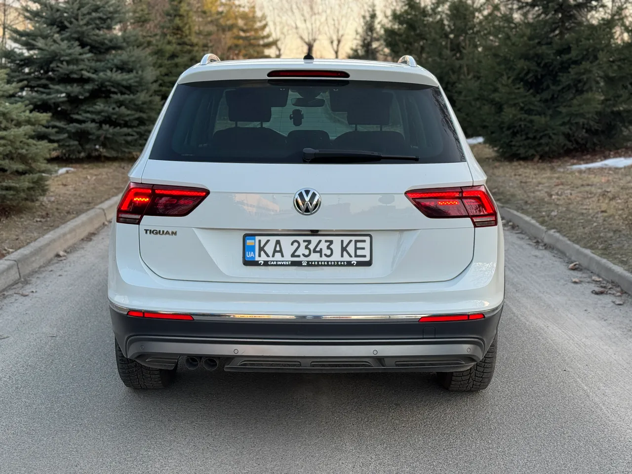 Volkswagen Tiguan - фото 10