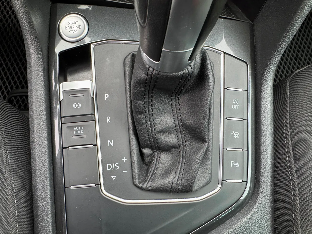 Volkswagen Tiguan - фото 27