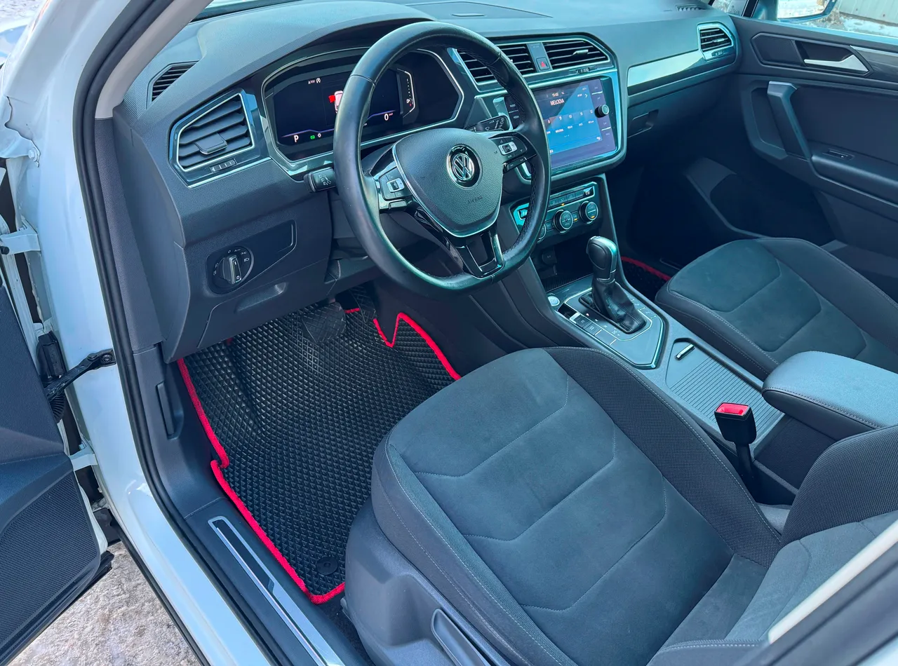 Volkswagen Tiguan - фото 17