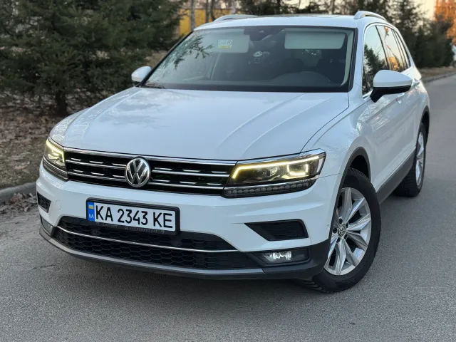 Volkswagen Tiguan - фото 3
