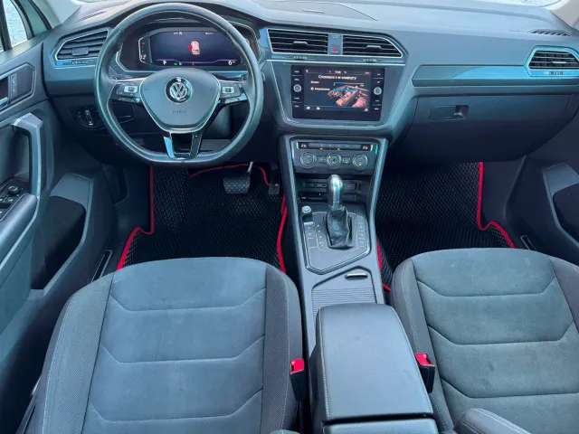Volkswagen Tiguan - фото 5