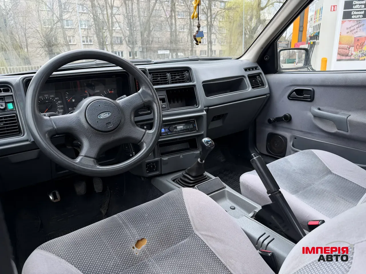 Ford Sierra - фото 9