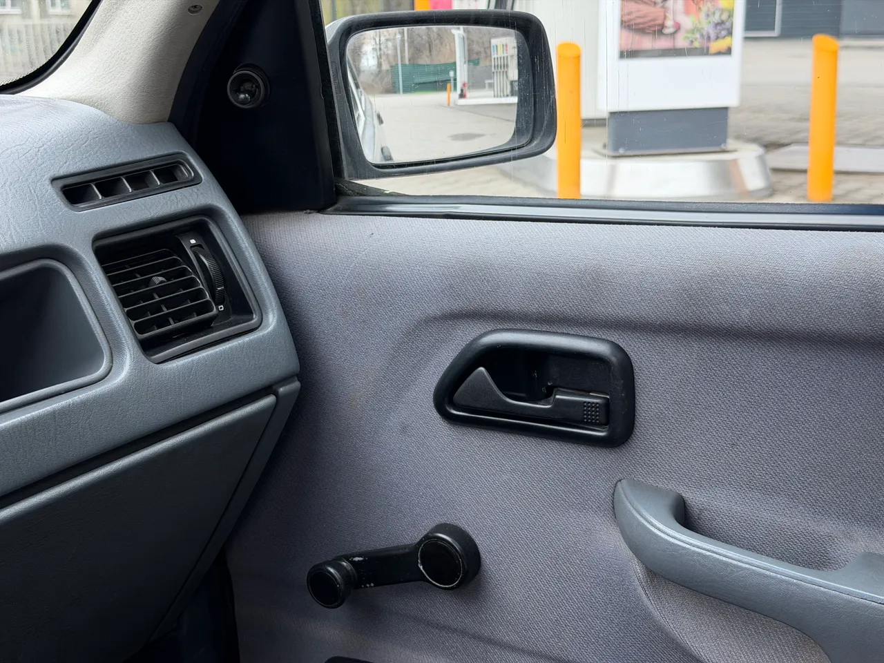 Ford Sierra - фото 48