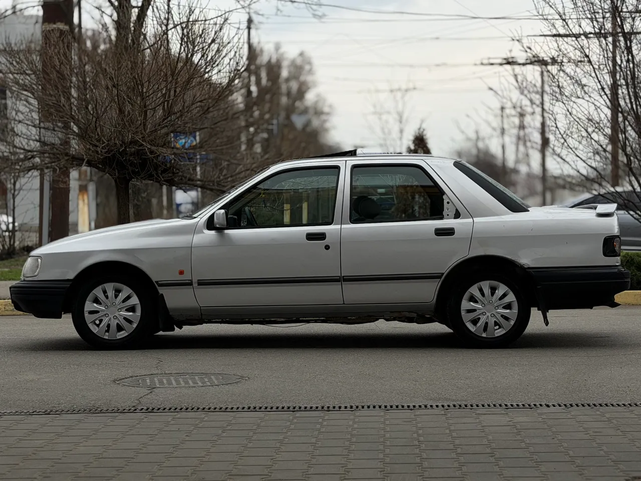 Ford Sierra - фото 2