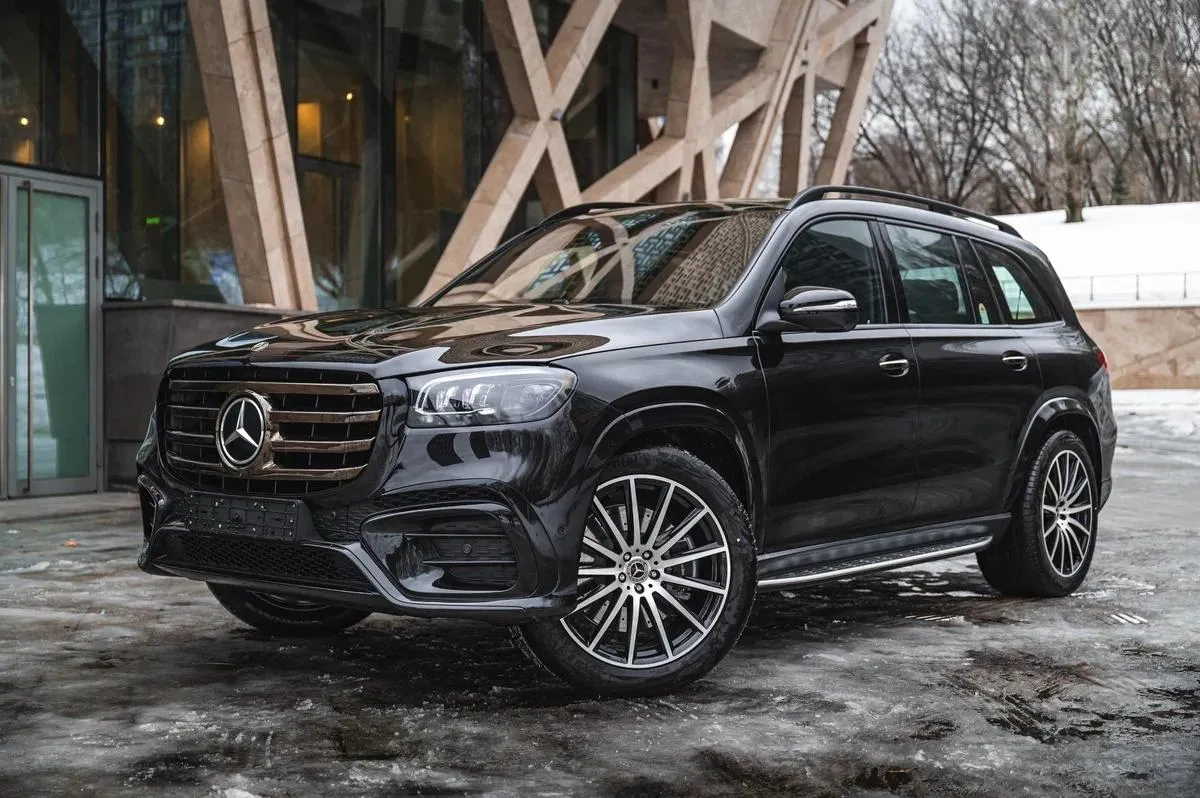 Mercedes-Benz GLS - фото 3