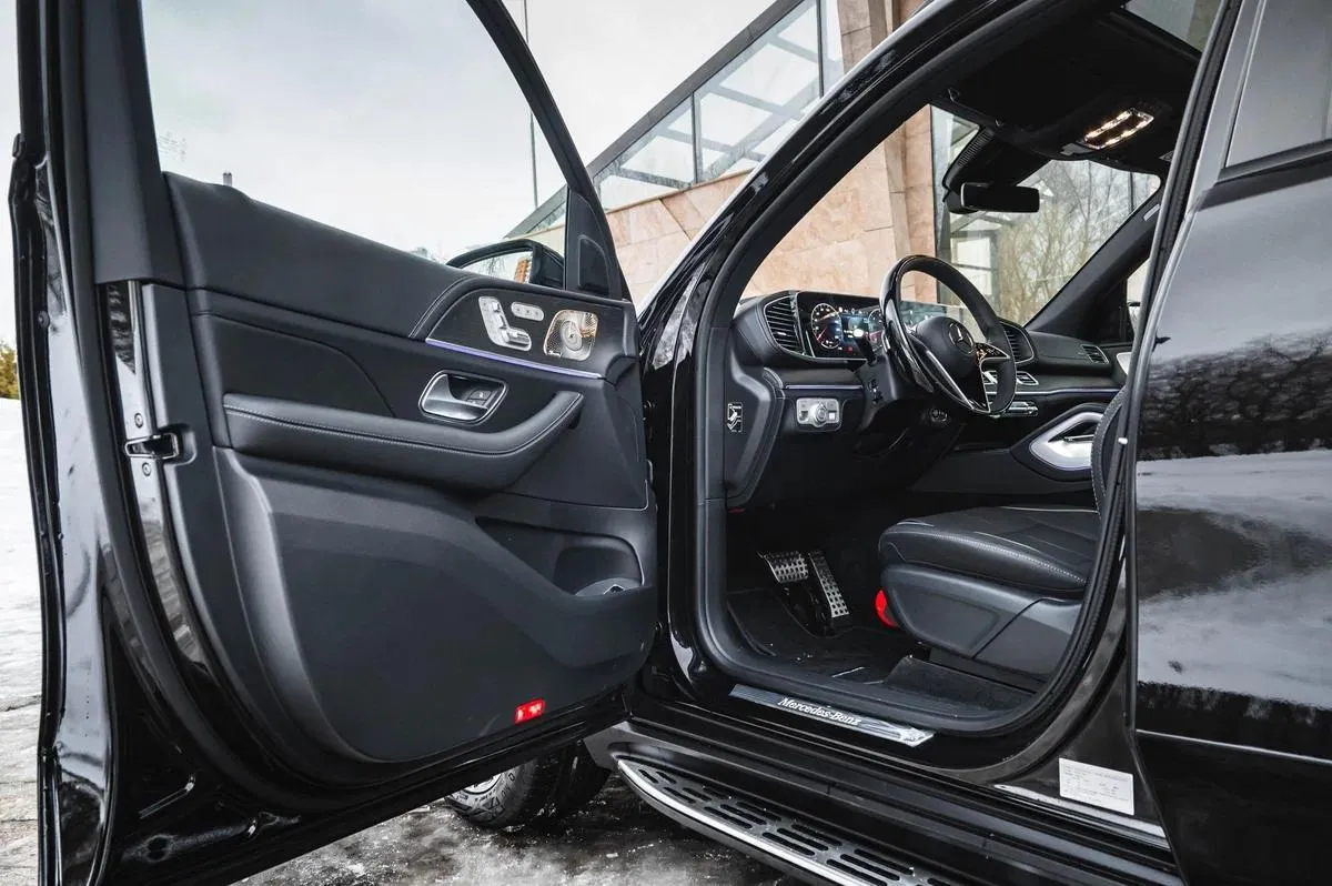 Mercedes-Benz GLS - фото 5