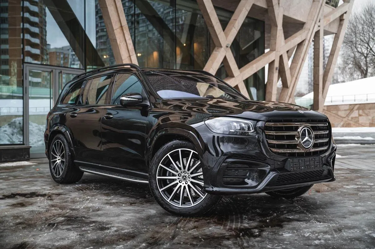 Mercedes-Benz GLS - фото 2