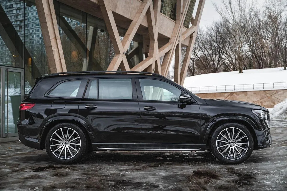 Mercedes-Benz GLS - фото 4