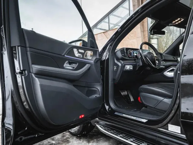 Mercedes-Benz GLS - фото 5
