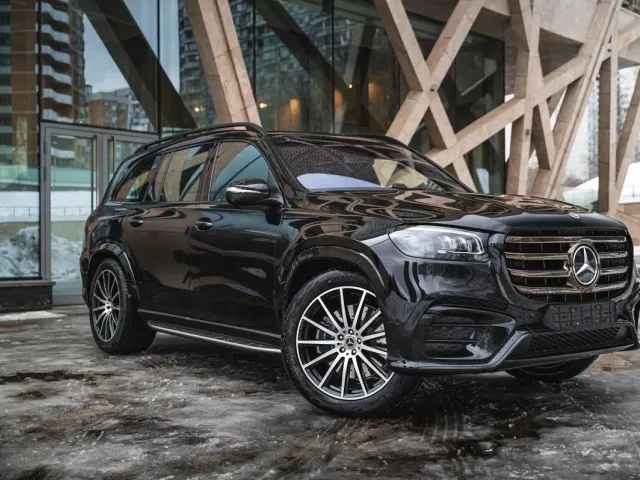 Mercedes-Benz GLS - фото 2