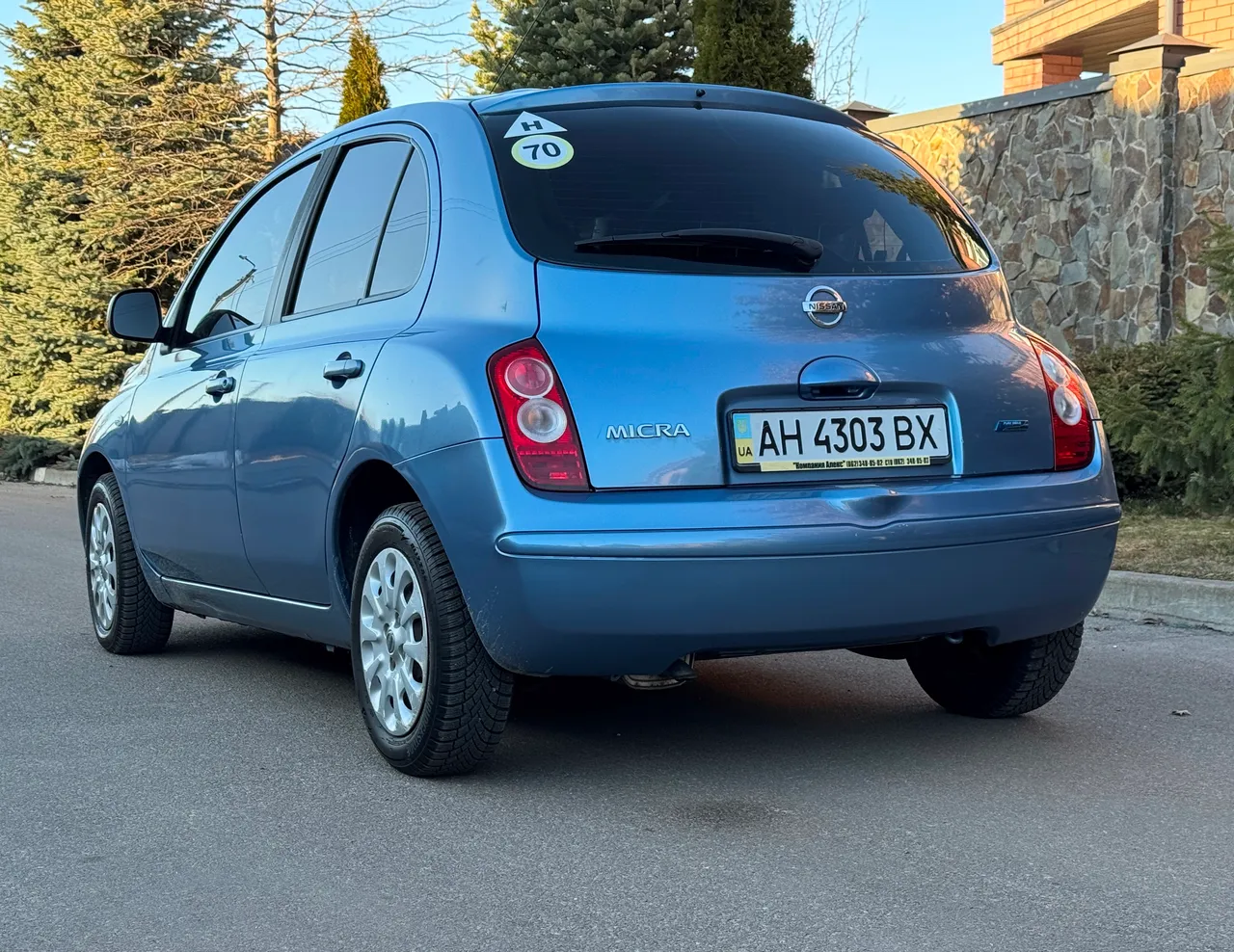 Nissan Micra - фото 13