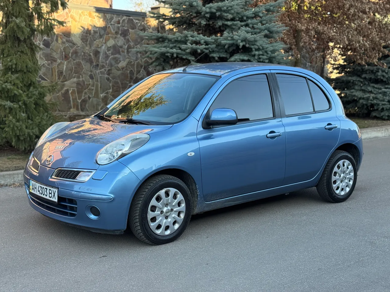 Nissan Micra - фото 9