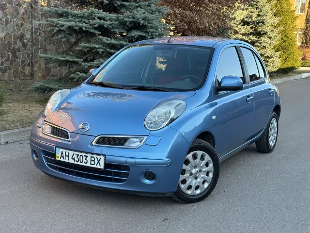 Nissan Micra - фото 1