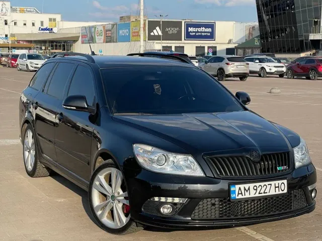 Skoda Octavia RS - фото 3