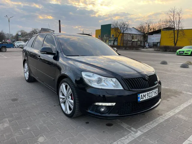 Skoda Octavia RS - фото 1