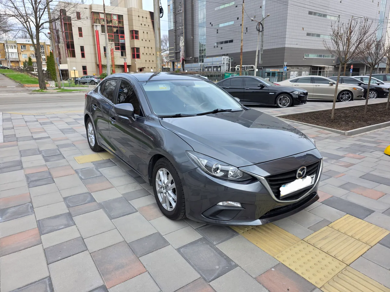 Mazda 3 - фото 13