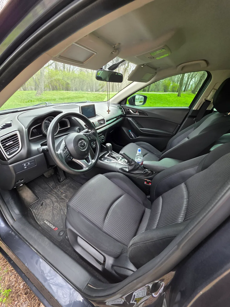 Mazda 3 - фото 11