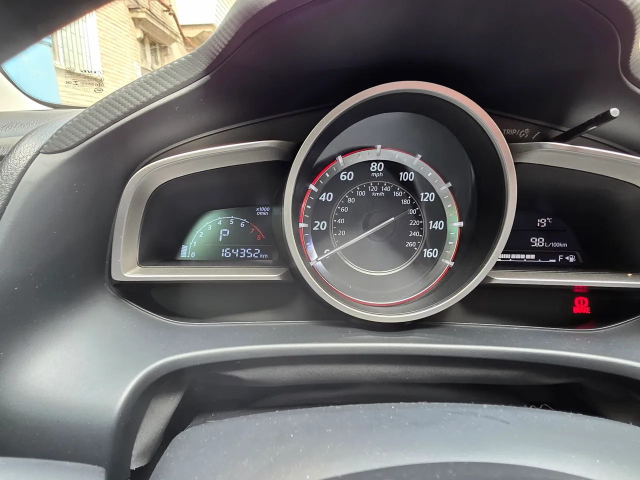 Mazda 3 - фото 2