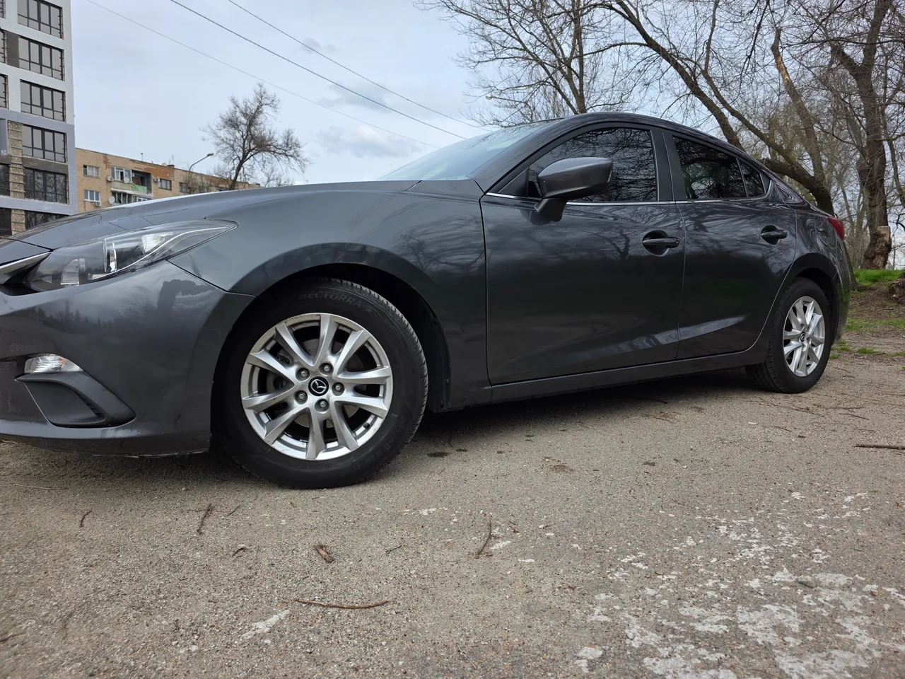 Mazda 3 - фото 4