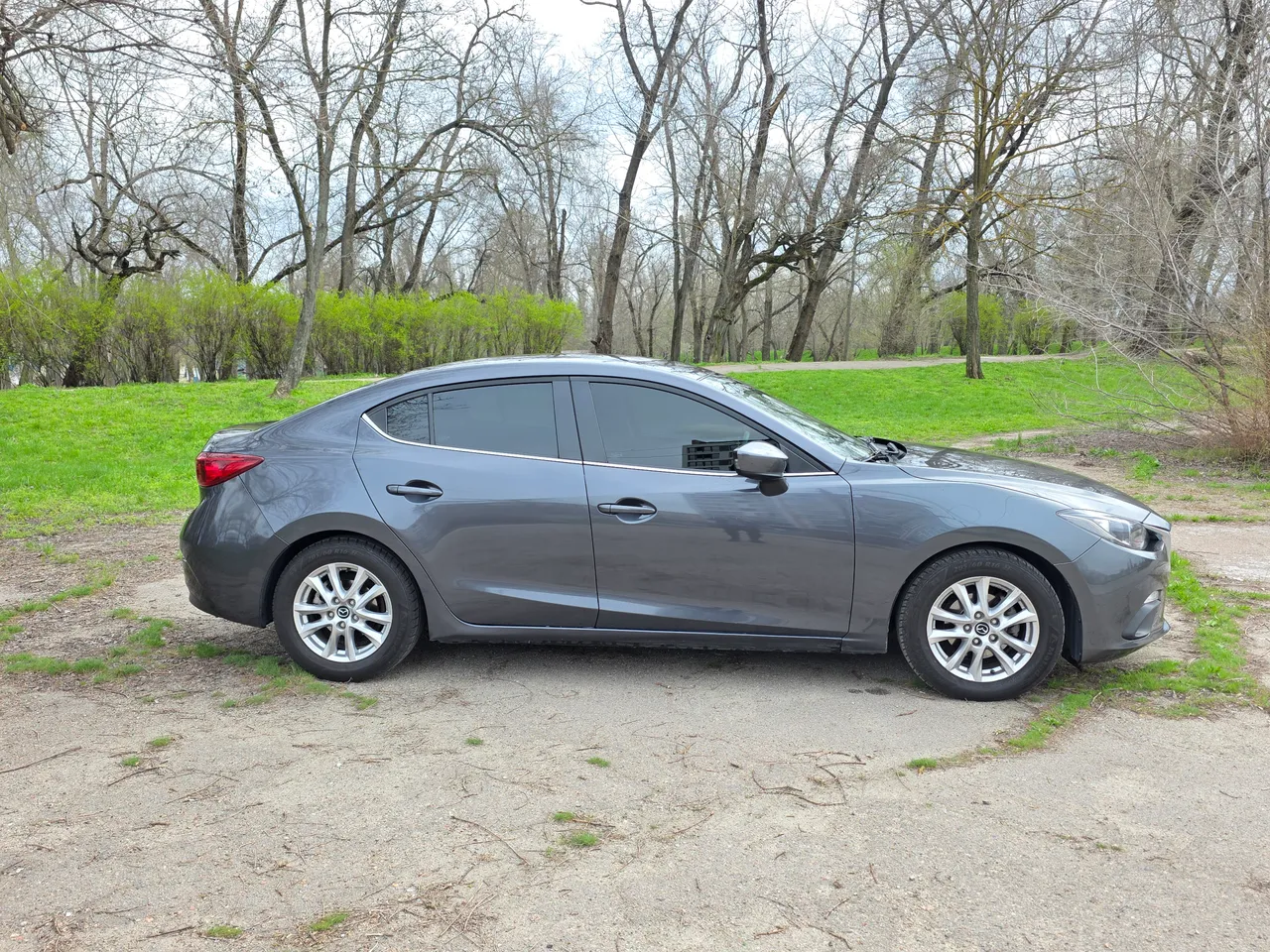 Mazda 3 - фото 6