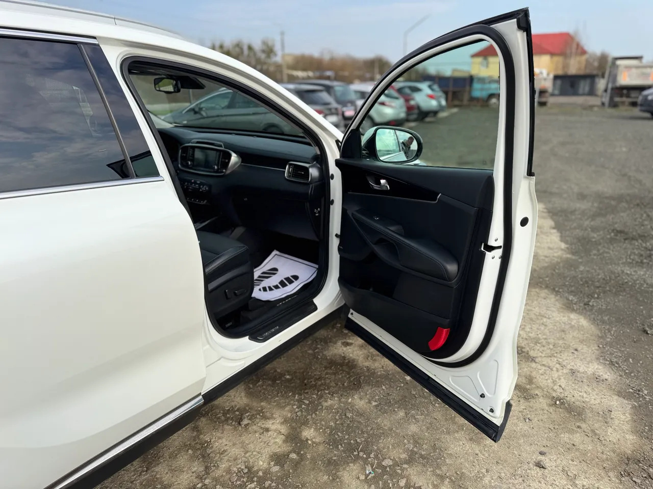 Kia Sorento - фото 33