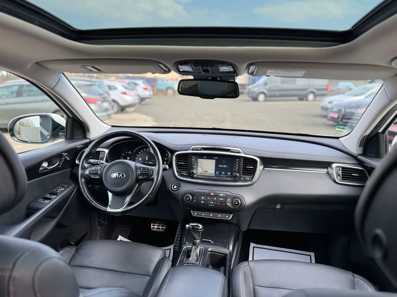 Kia Sorento - фото 30