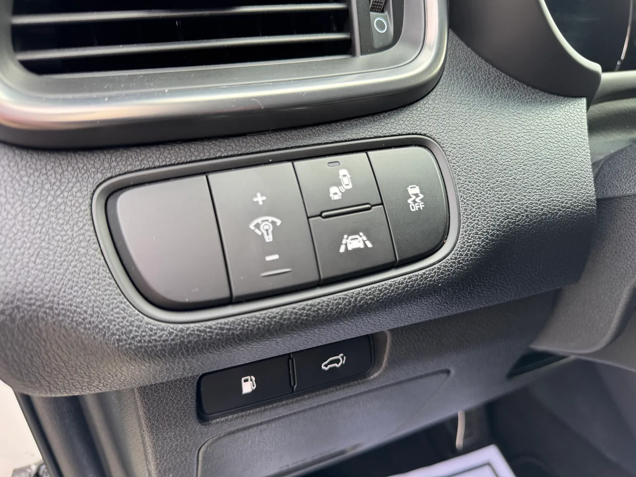 Kia Sorento - фото 24