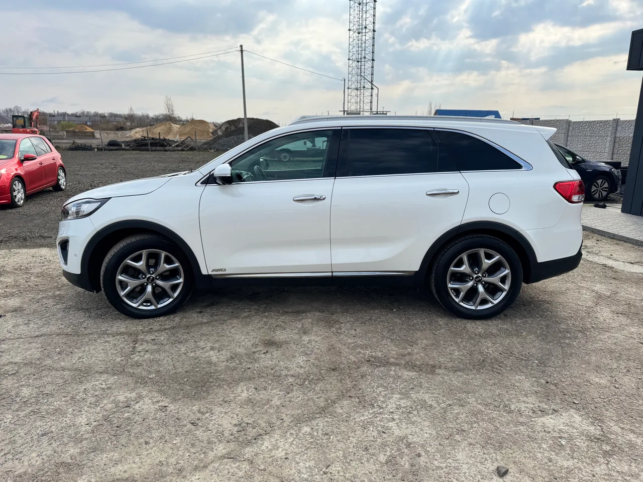 Kia Sorento - фото 11
