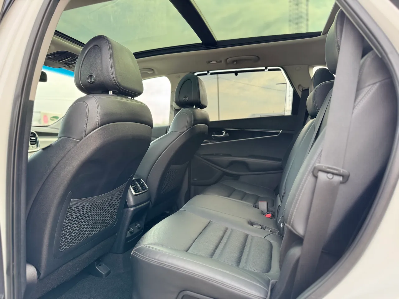 Kia Sorento - фото 27