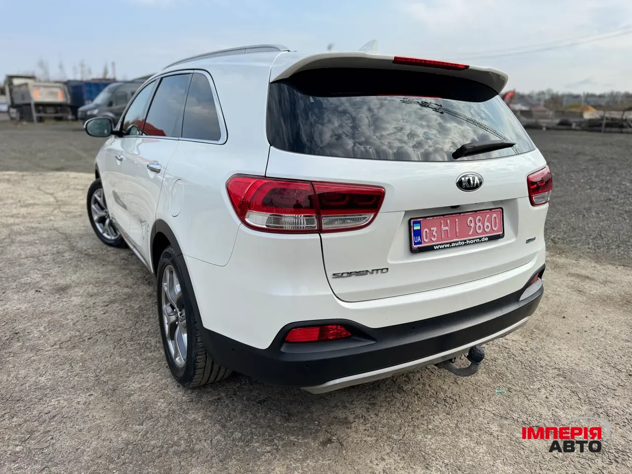 Kia Sorento - фото 10