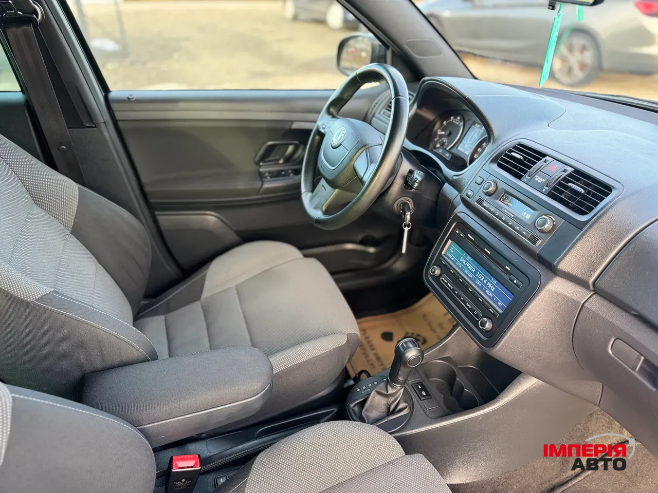 Skoda Fabia - фото 26