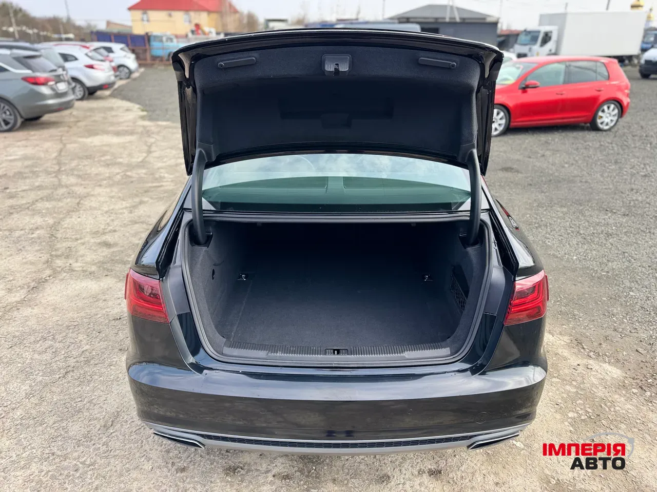 Audi A6 - фото 7