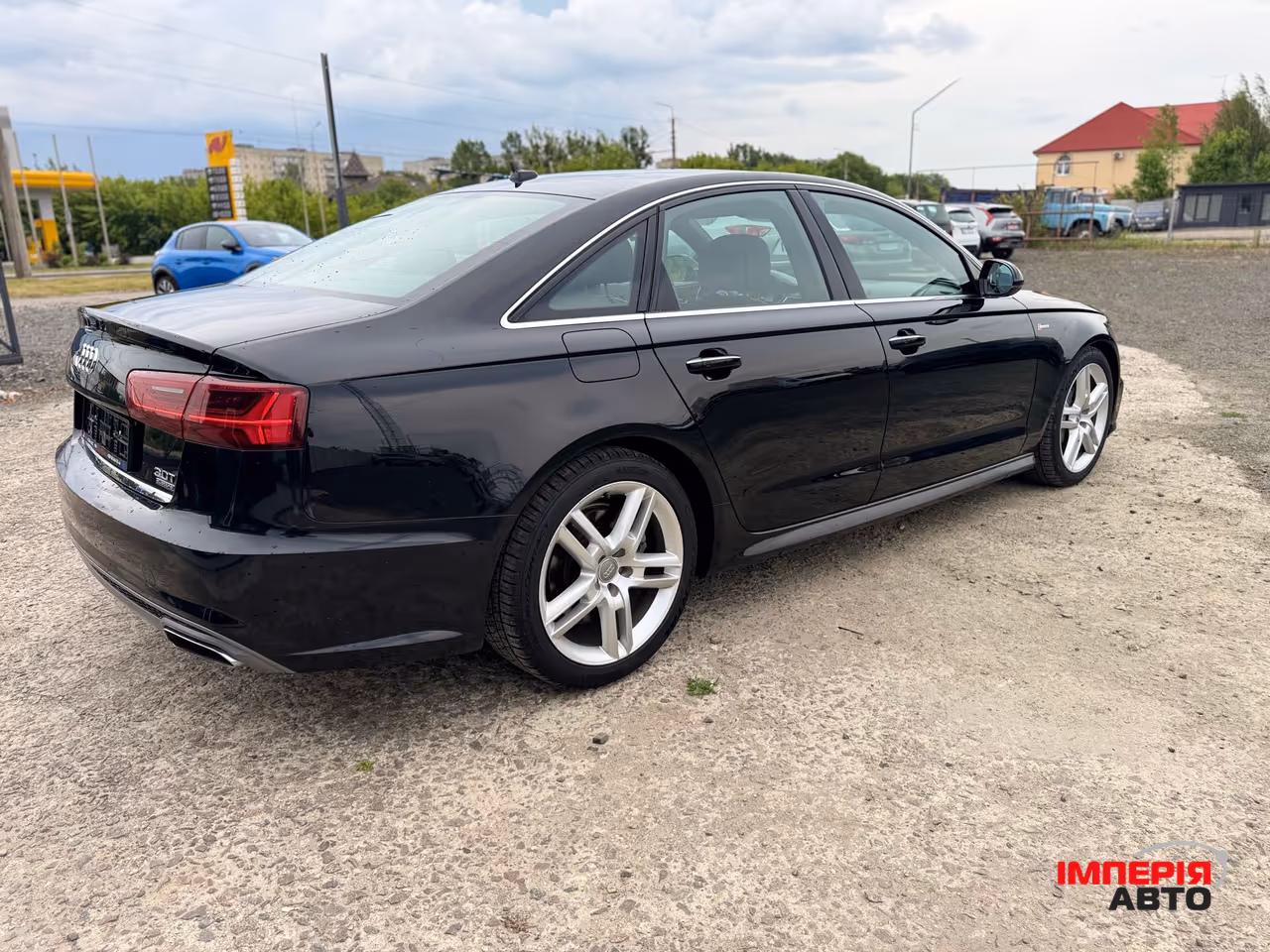Audi A6 - фото 8