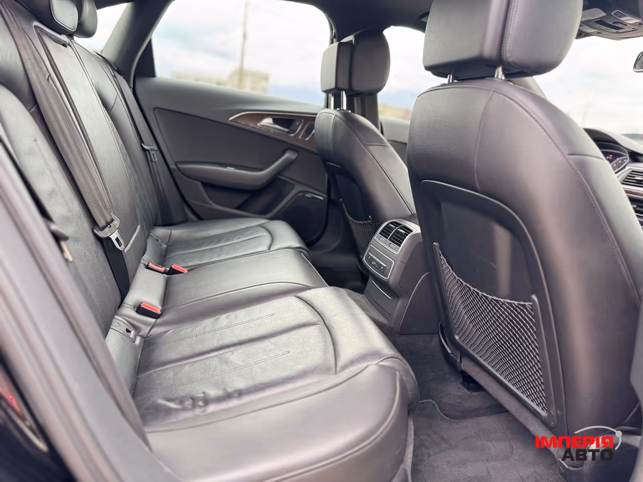 Audi A6 - фото 24