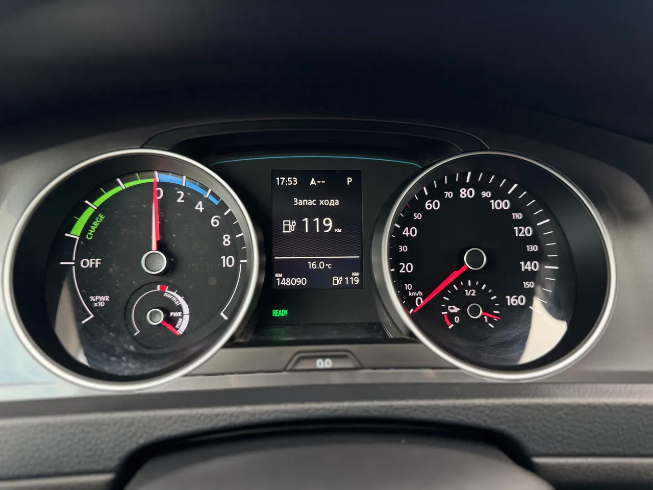 Volkswagen Golf - фото 26