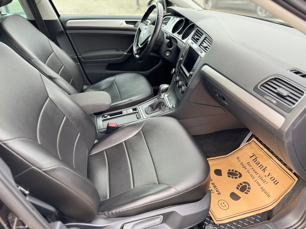 Volkswagen Golf - фото 22