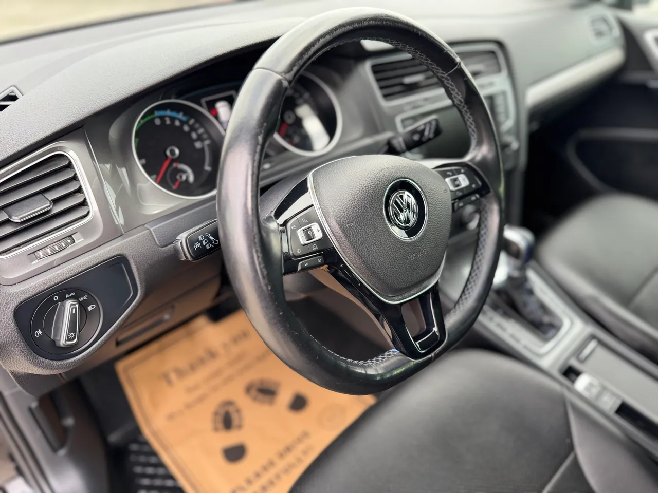 Volkswagen Golf - фото 15