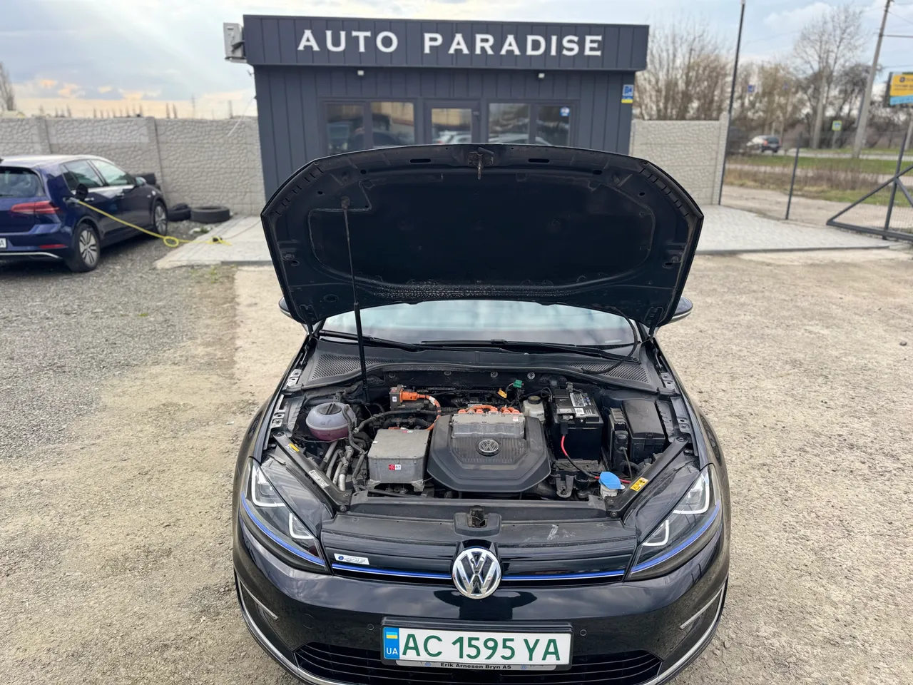 Volkswagen Golf - фото 24