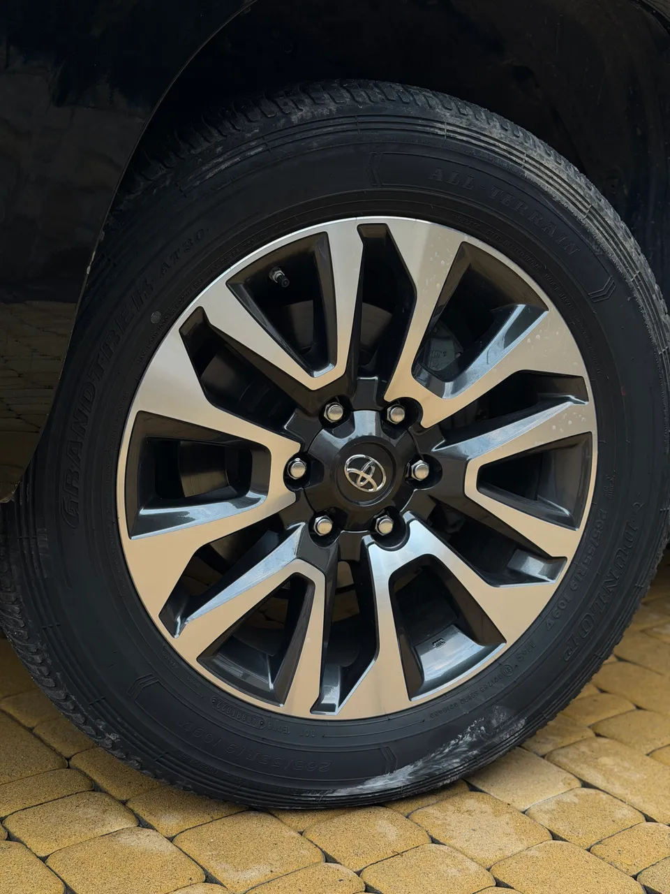 Toyota Land Cruiser Prado - фото 16