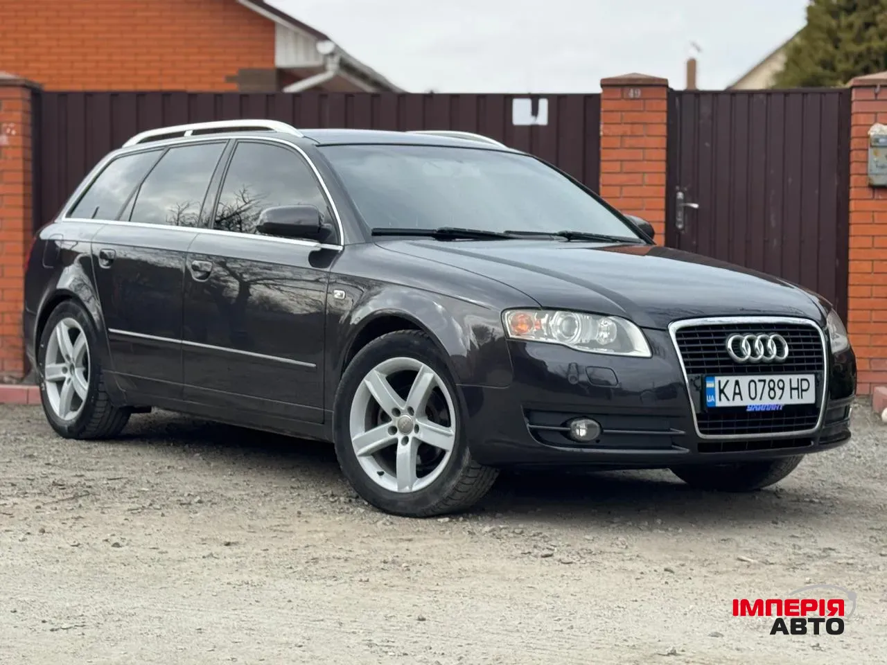 Audi A4 - фото 11