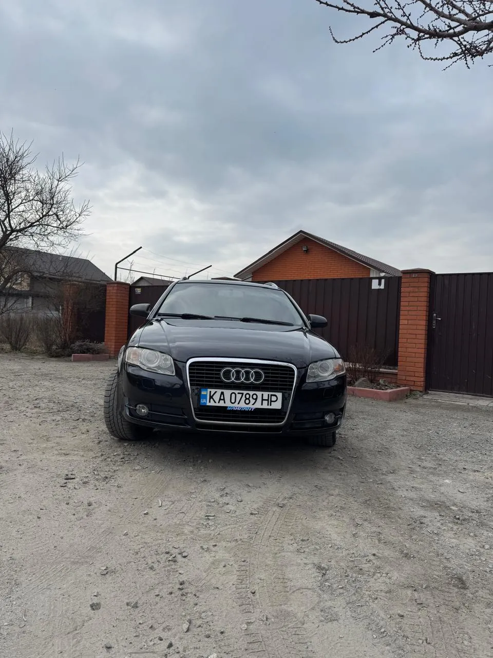 Audi A4 - фото 2