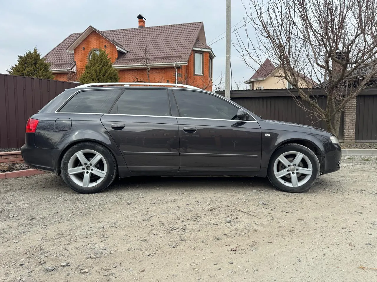 Audi A4 - фото 10