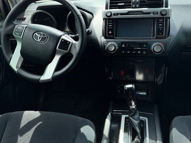 Toyota Land Cruiser Prado - фото 2