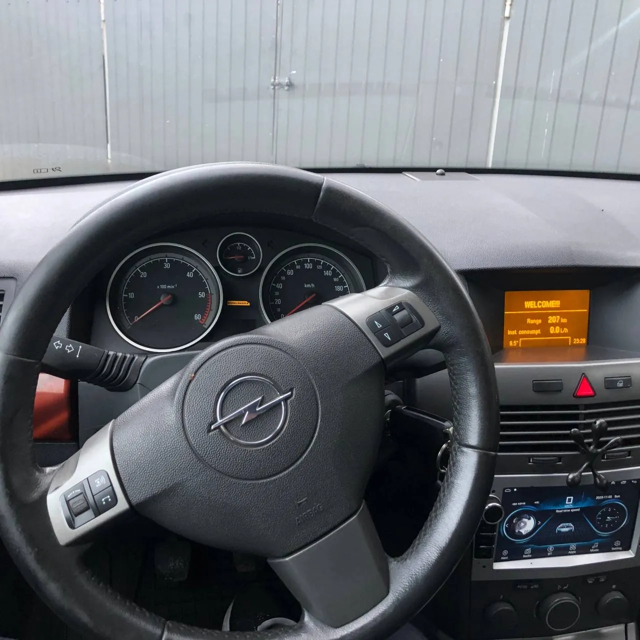 Opel Astra - фото 7