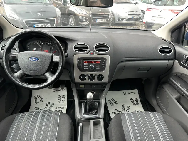 Ford Focus - фото 5