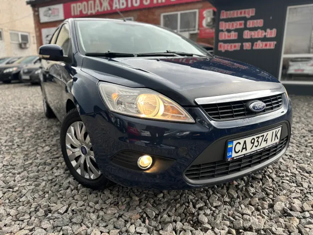 Ford Focus - фото 1