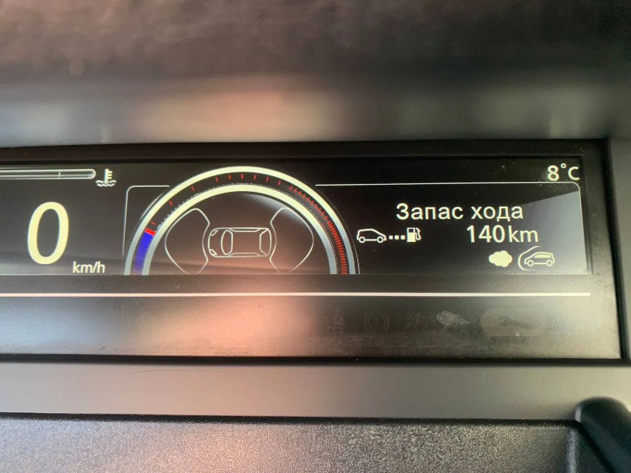 Renault Scenic - фото 18