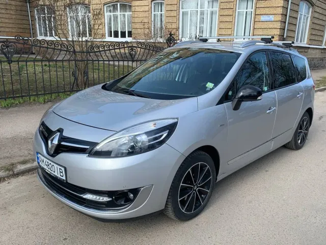 Renault Scenic - фото 2