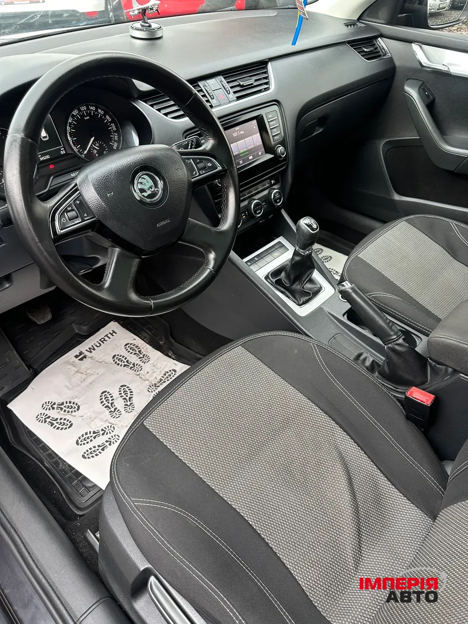 Skoda Octavia - фото 7